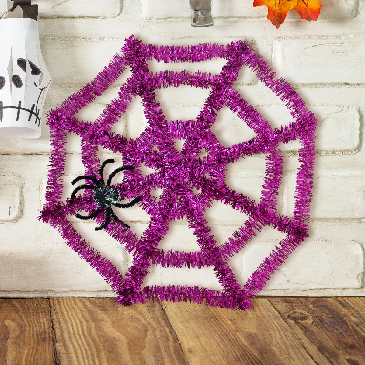 Adorno de Telaraa de Tinsel color Morado con Araa