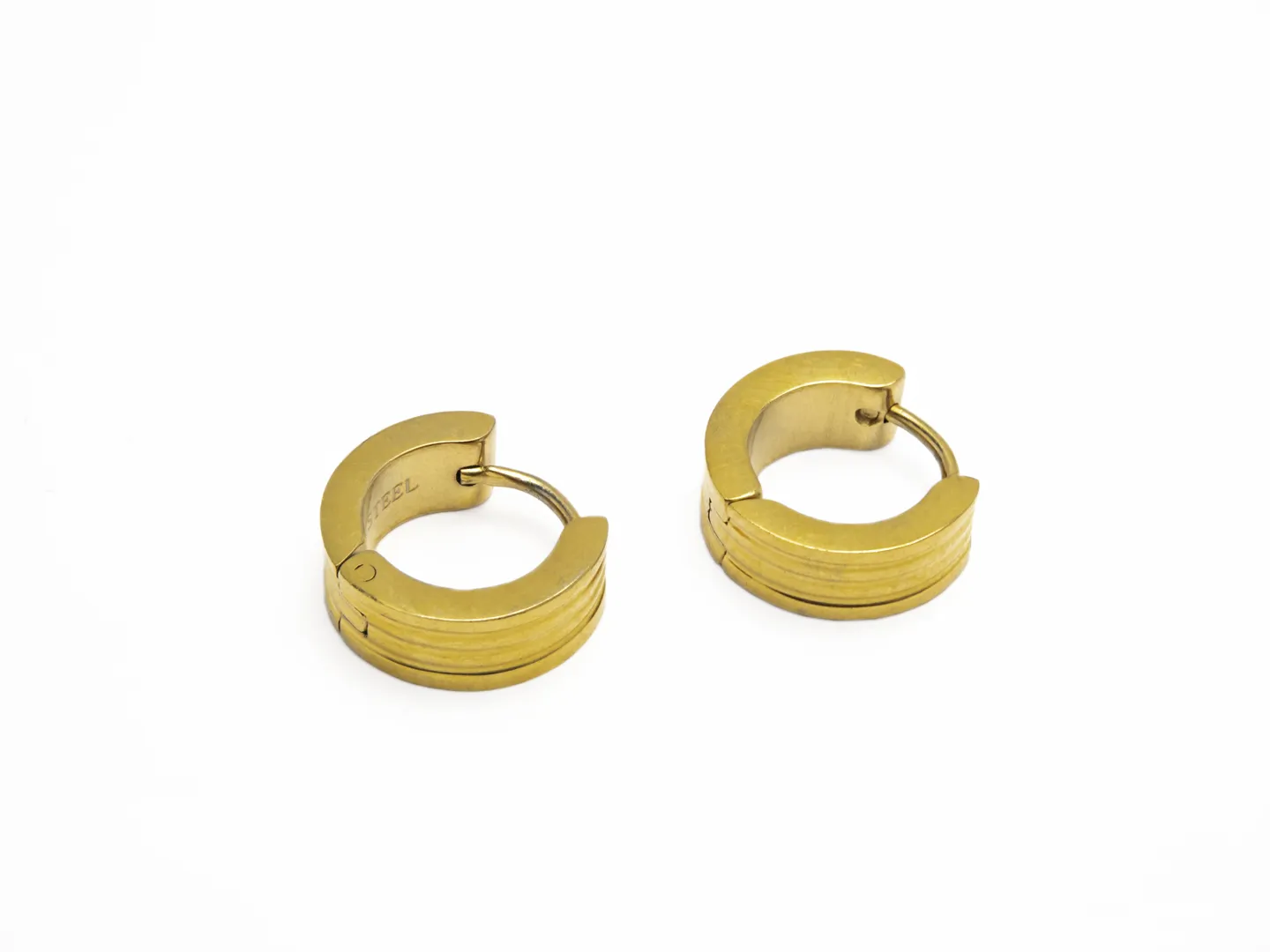 Aretes Arette 976100 Color Dorado