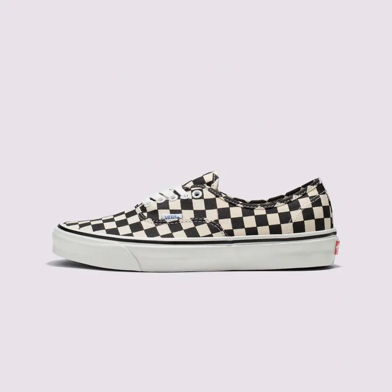 AUTHENTIC 44 DX ANAHEIM FACTORY BLACK