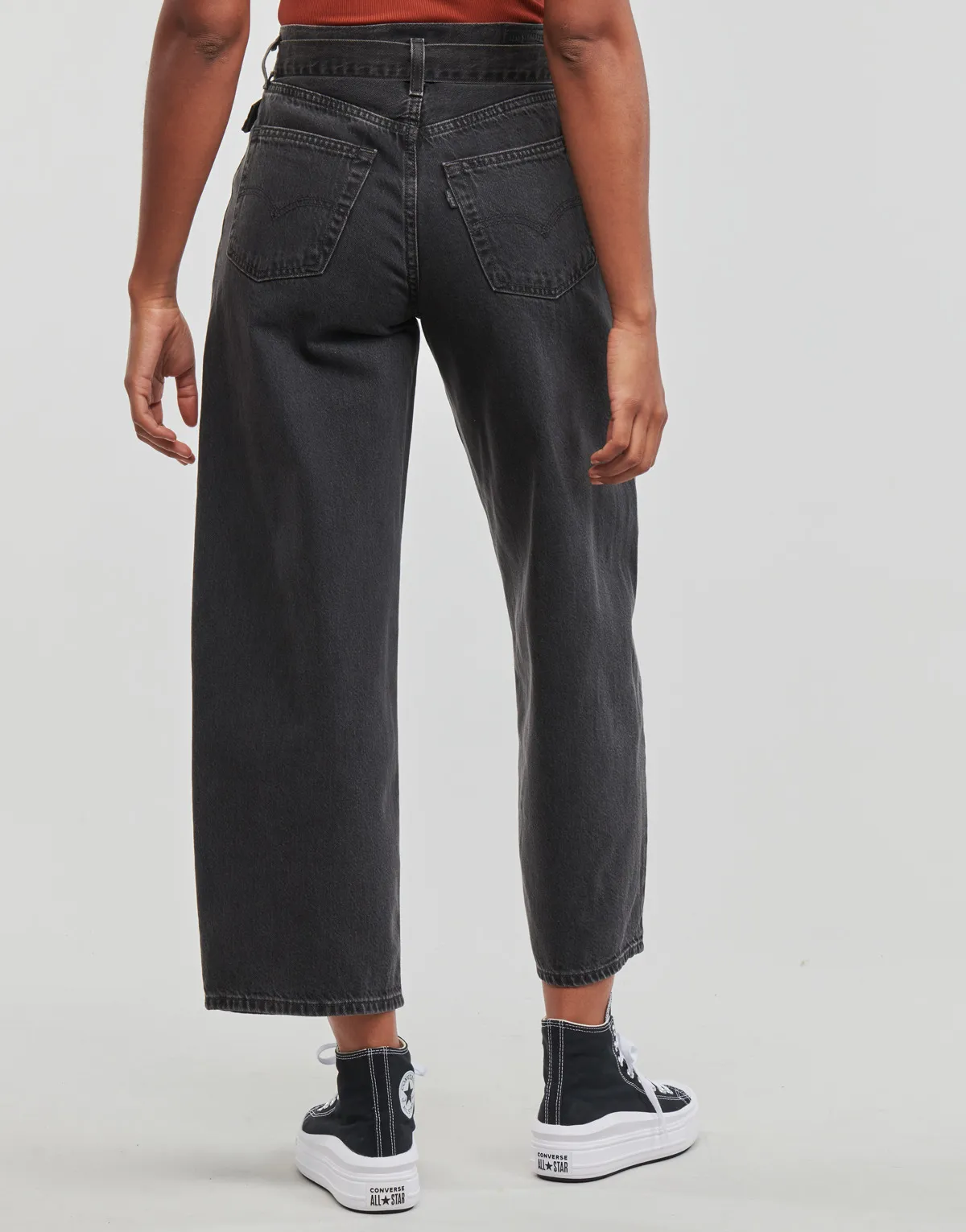 BELTED BAGGY