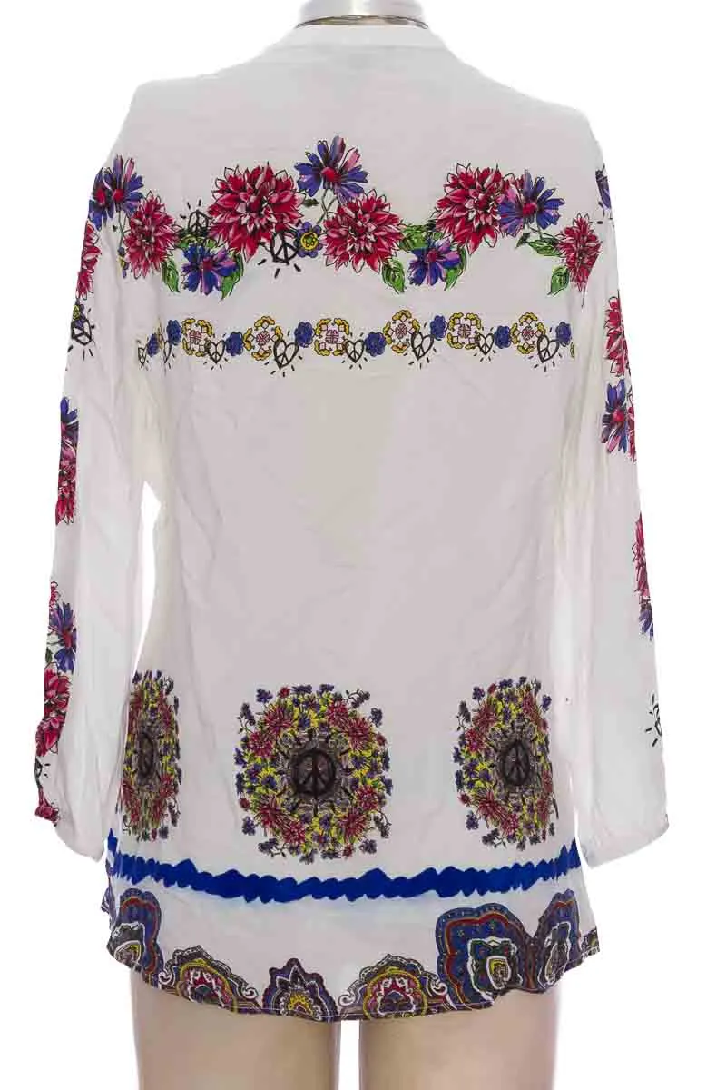 BLUSA COLOR BLANCO  DESIGUAL