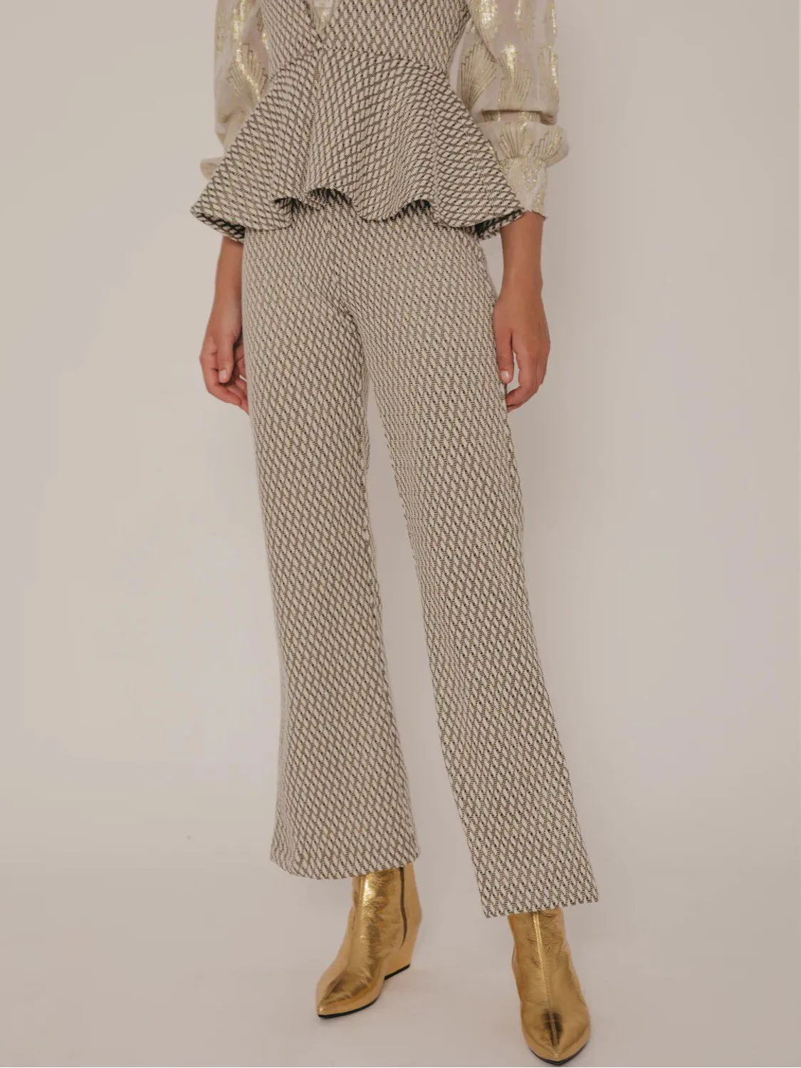 CONJUNTO NAMOC Y NEPLUM CHERUBINA
