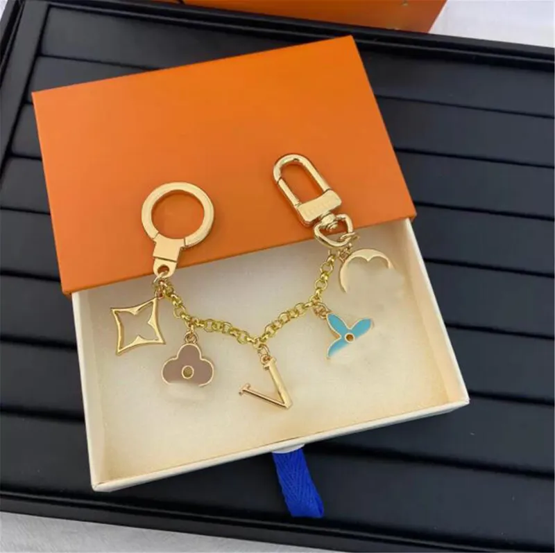 Diseñador de lujo Llavero Marca Llavero Hombre Coche Llavero Mujeres Hebilla Llaveros Bolsas Colgante Regalo exquisito