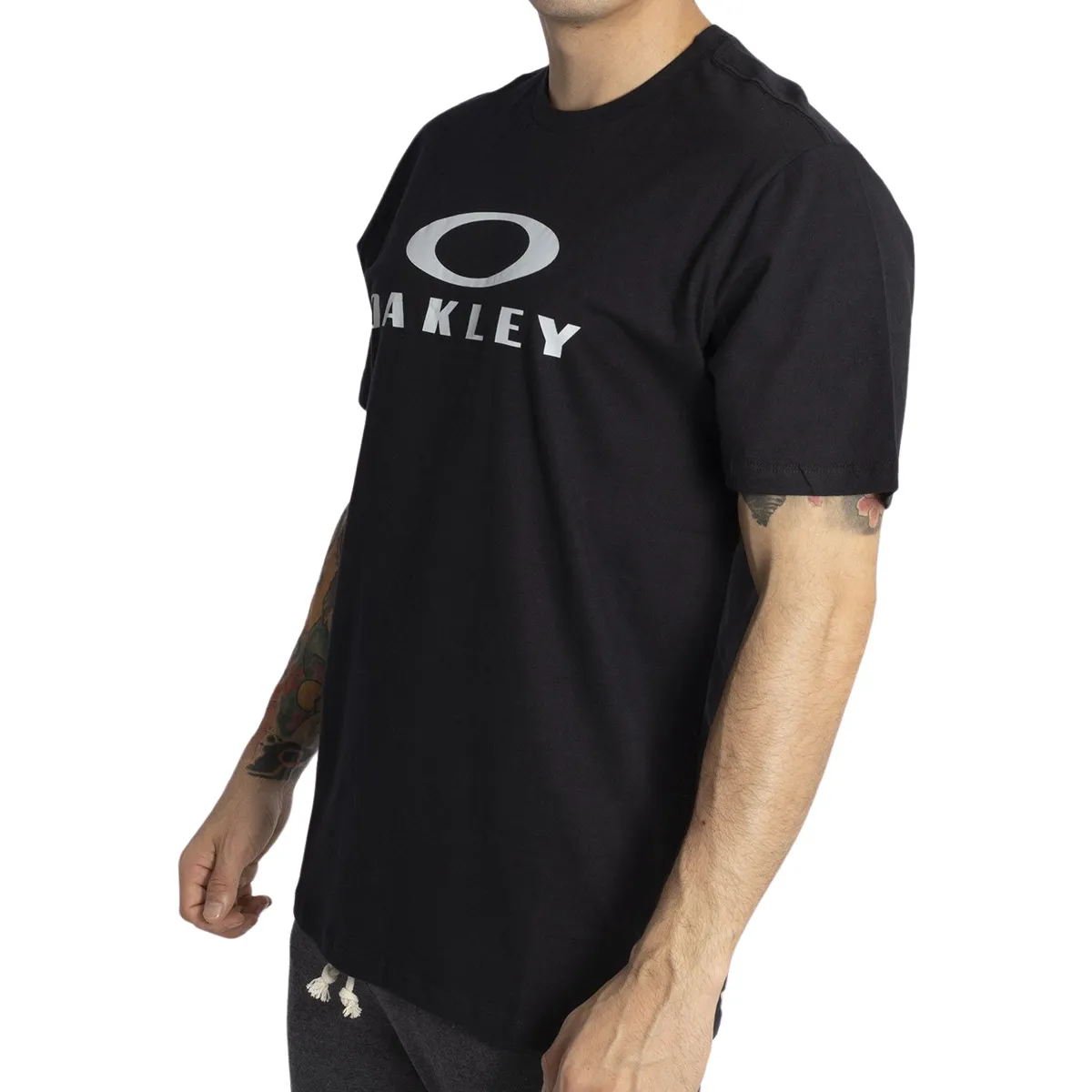 Oakley Remera Bark Ss Tee – Hombre – 457289br01k